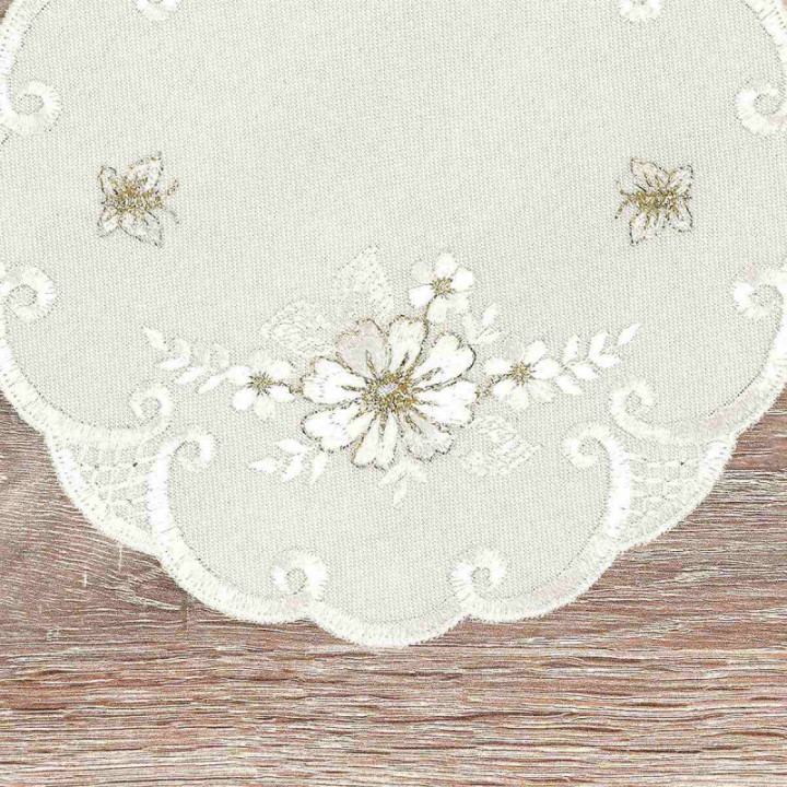 Deckchen Margeriten Plauener Spitze Tischdecke natur mit Blumen creme