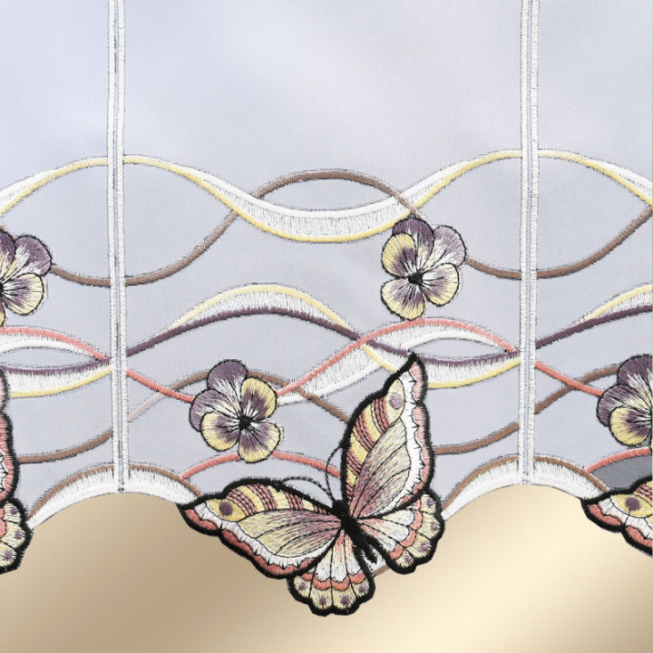 Scheibengardine Schmetterling Braun-Beige Plauener Spitze halbtransparenter Scheibenhänger bestickt mit Falter Wellenlinien und 