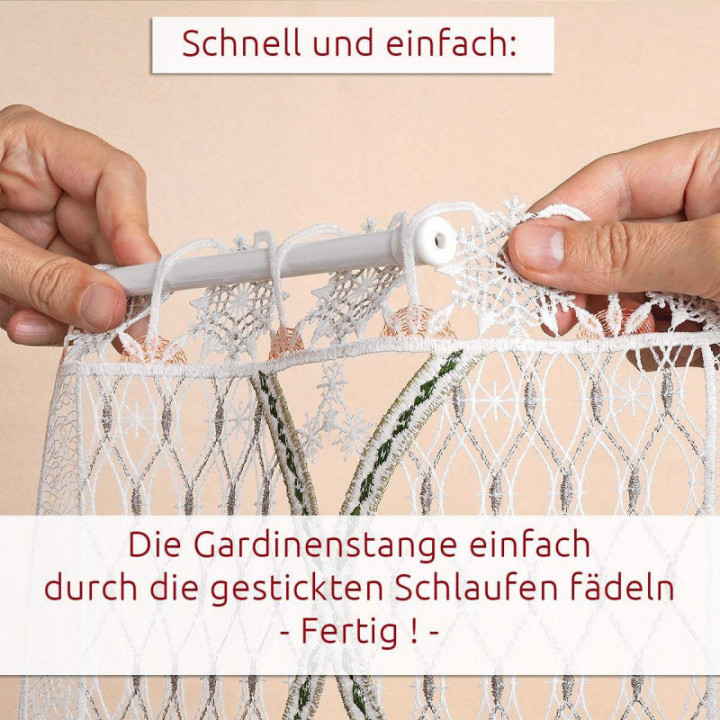 Scheibengardine Fröhliche Winterzeit mit Schneemann Plauener Spitze