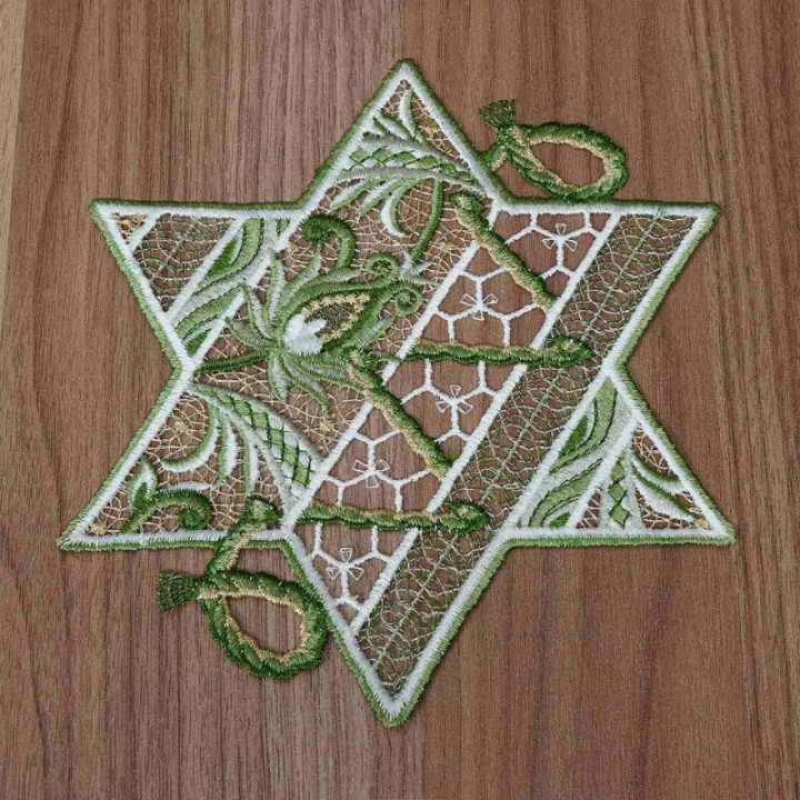 Tischdecke Sternentraum Plauener Spitze Weihnachts-Deckchen grün