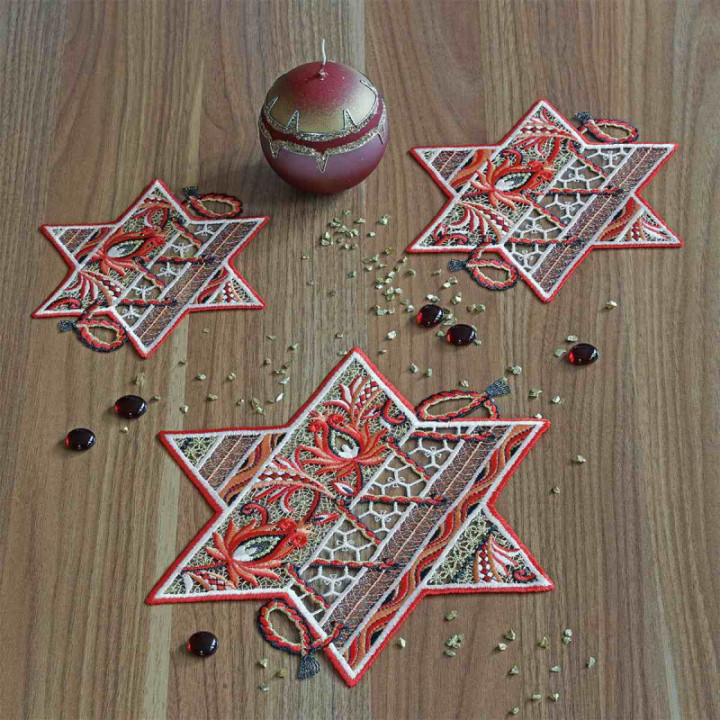 Winter-Deckchen Sternentraum Plauener Spitze rot 3er Set