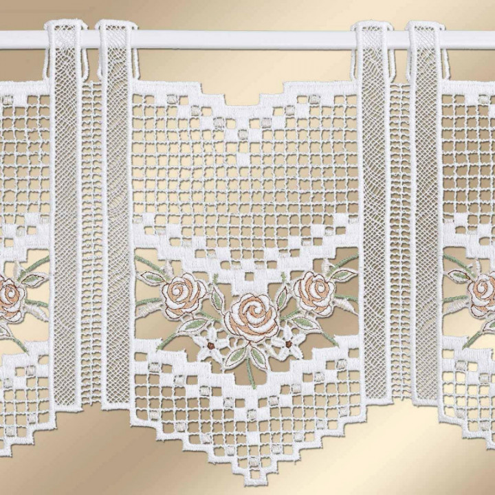 Feenhaus-Scheibengardine Rosalie in beige aus Echter Plauener Spitze