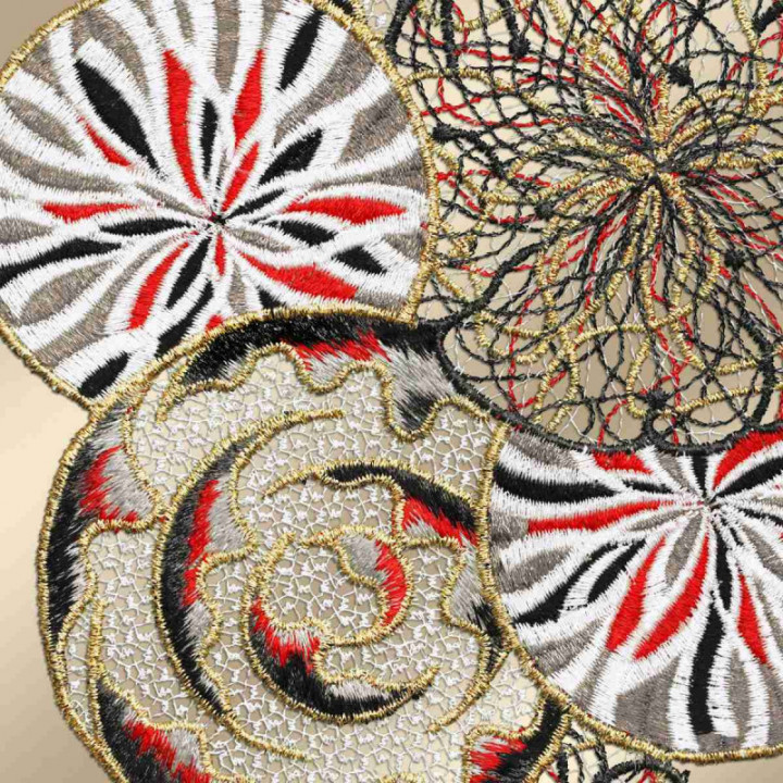 Fensterbild Miran Plauener Spitze Kreise rot-gold